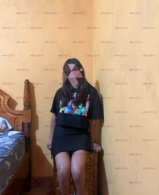 FOTOS DE HERMOSA PETIT MORENITA SUPER ACCESIBLE CON TRATO DE NOVIOS