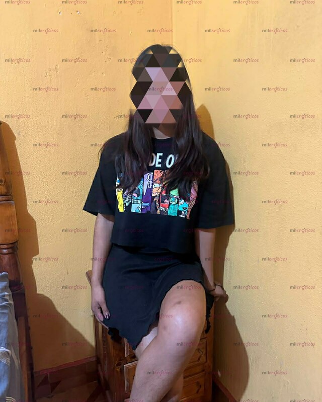 FOTOS DE HERMOSA PETIT MORENITA SUPER ACCESIBLE CON TRATO DE NOVIOS