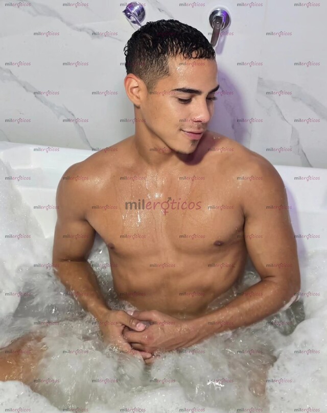 FOTOS DE MODELO Y SCORT VIP HECTOR DIAZ MERENO VERGON SITIO