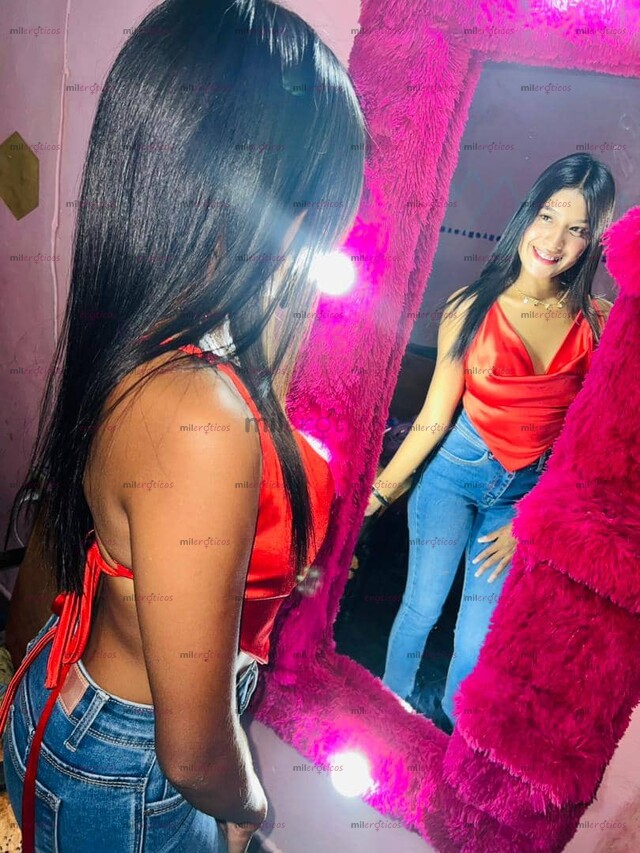 FOTOS DE 2PARA PURO CONOCEDOR DE BUEN GUSTO: VEN Y ÉCHATE UN OJITO CON MI PACK PRIVADO