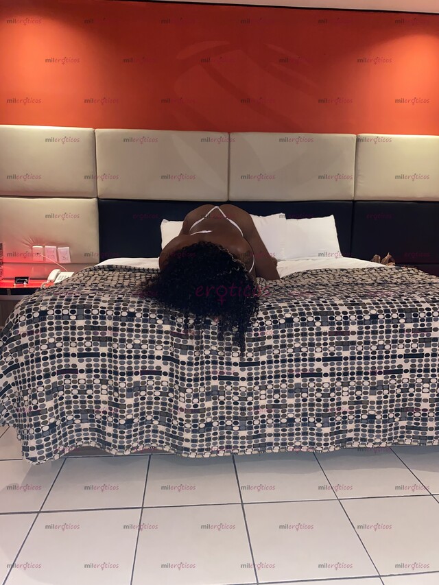 FOTOS DE MORENA CACHONDA DE VISITA EN TU CIUDAD SUPER VERGONA MUY DISCRETA BUENA ONDA Y