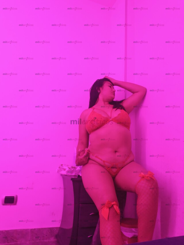 FOTOS DE NINFÓMANA CALIENTE CON ARDIENTE CULO GRANDE ME ENCANTA EL SEXO VEN FOLLAME
