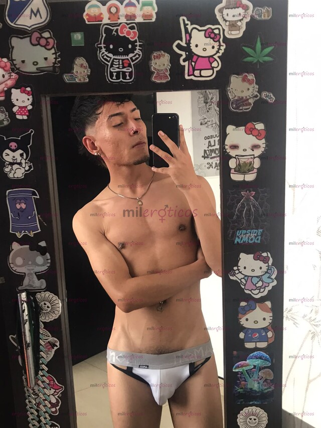 FOTOS DE JOVEN, AUTÉNTICO Y DIFÍCIL DE OLVIDAR.