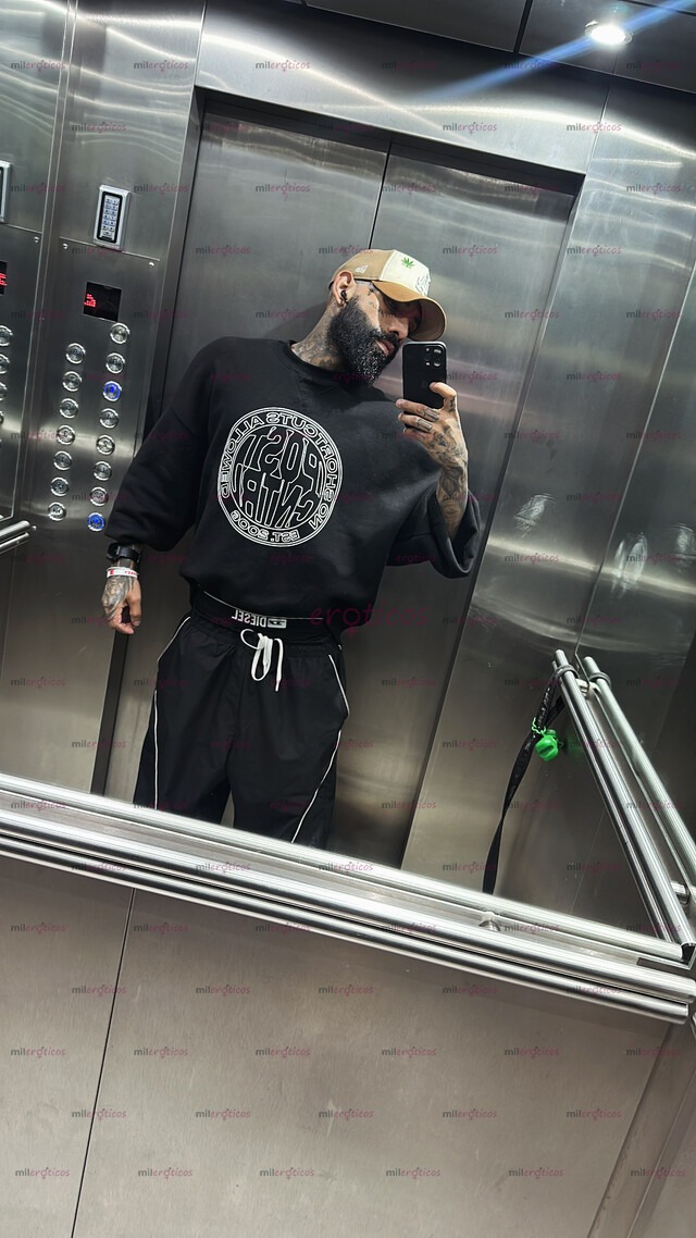 FOTOS DE CHACAL COLOMBIANO FITNES CON GANAS DE DARTE MI LECHE
