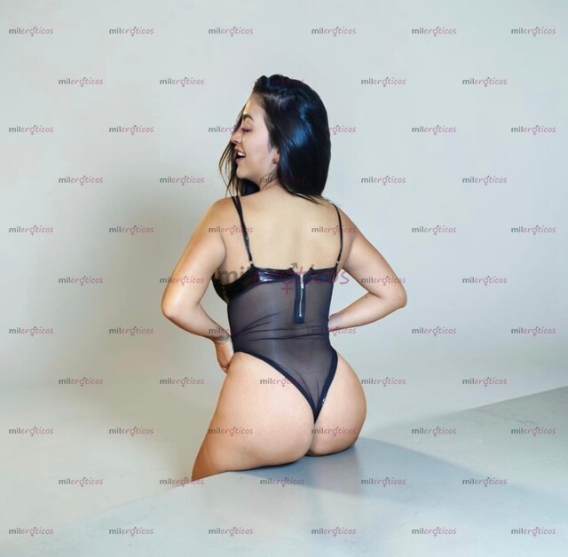 FOTOS DE RICA Y PASIONAL COLOMBIANA, ESTRECHA SOY UNA DELICIA EN LA CAMA
