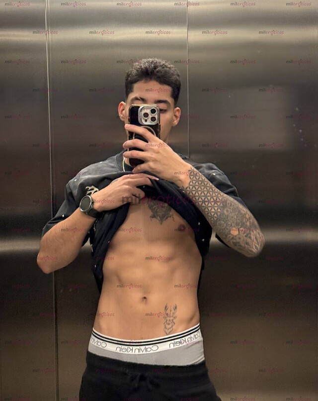 FOTOS DE HOLA, SOY DILAN POLLO VERGON 22CM, ARRECHO Y COMPLACIENTE