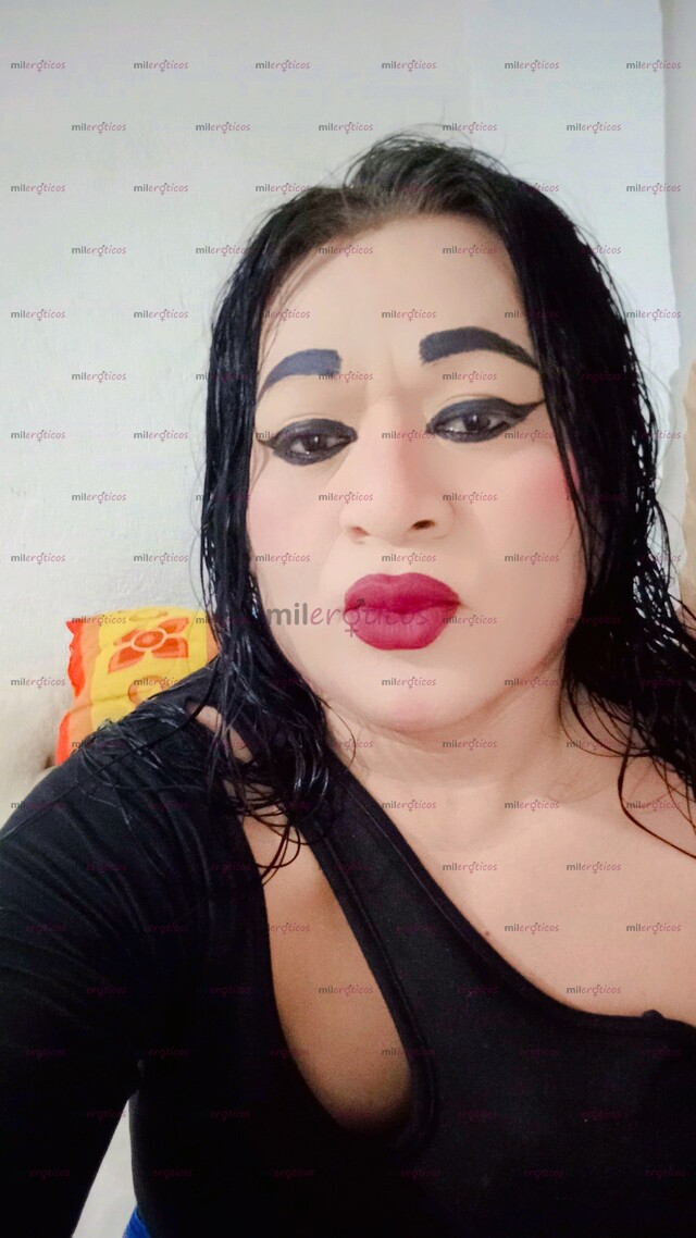 FOTOS DE NUEVA EN EL PORTAL SEXI Y CACHONDA ME ENCANTA EL SEXO