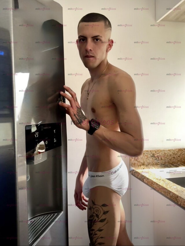 FOTOS DE TU TENTACIÓN FAVORITA MASCULINO, DISCRETO Y APASIONADO