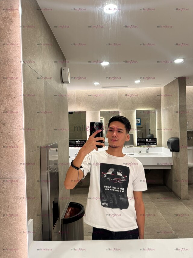 FOTOS DE HOLA SOY ALBERTO, SOY NUEVO EN TIJUANA Y ESTOY DISPUESTO A CUMPLIR TUS DESEOS