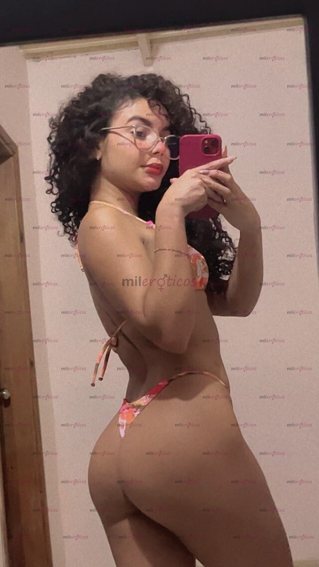 FOTOS DE LLEGUÉ PARA SER TU CHICA PREFERIDA Y COMPLACERTE MUY RICO AMOR