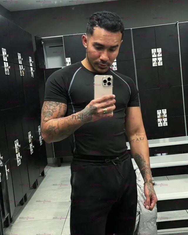 FOTOS DE CHACAL GUAPO Y VERGON, TE PREÑARE EL CULO A COGIDAS DURAS