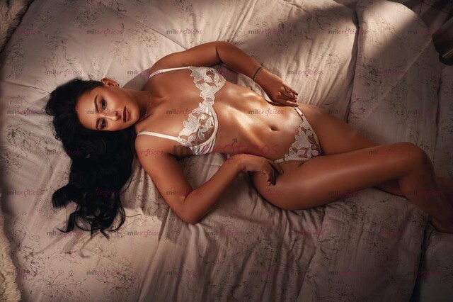 FOTOS DE SEXI COMPLACIENTE CON GANAS DE PASARLA RICO A DOMICILIO AMOR