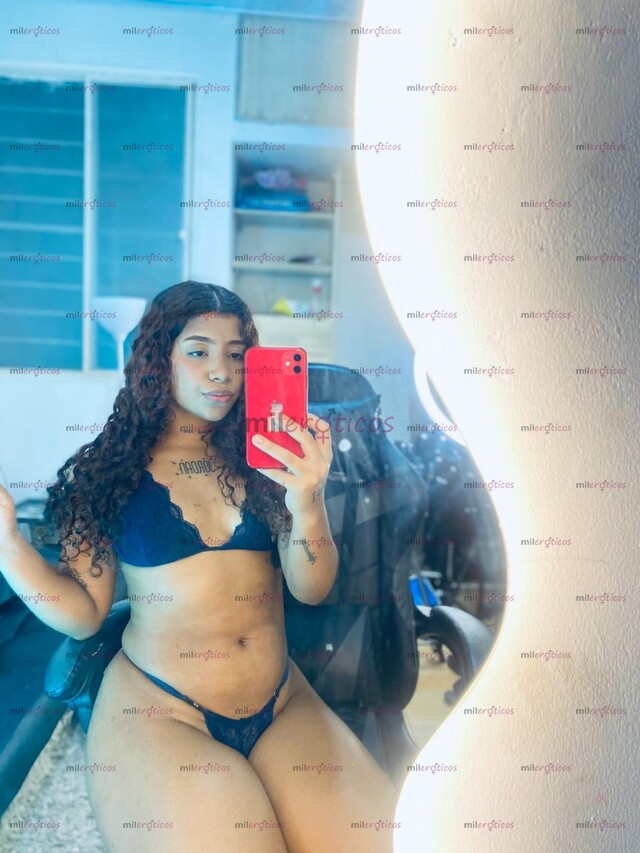 FOTOS DE SEXI COMPLACIENTE CON GANAS DE PASARLA BIEN
