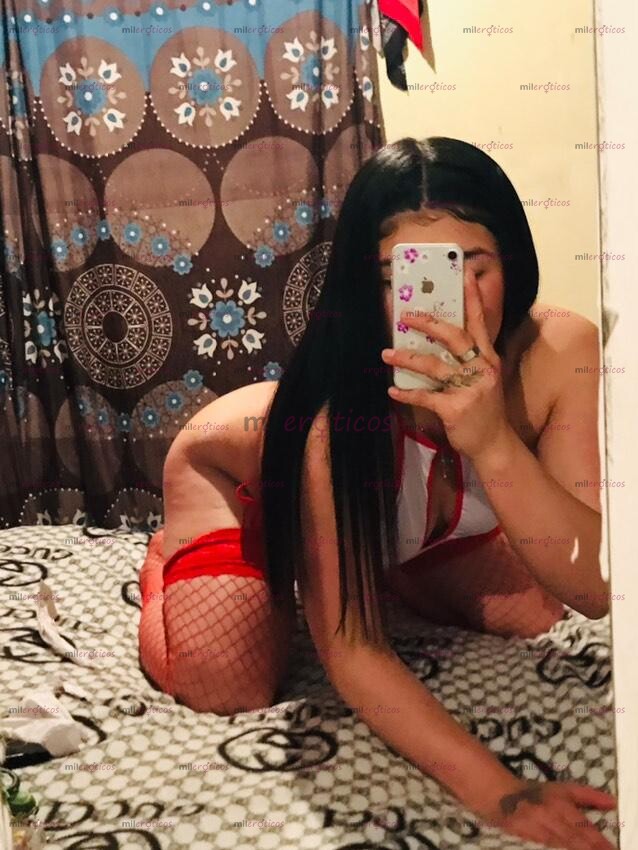 FOTOS DE SOY UNA CHICA TOTALMENTE EXTROVERTIDA COMPLACIENTE SUMISA EN MIS SERVICIOS