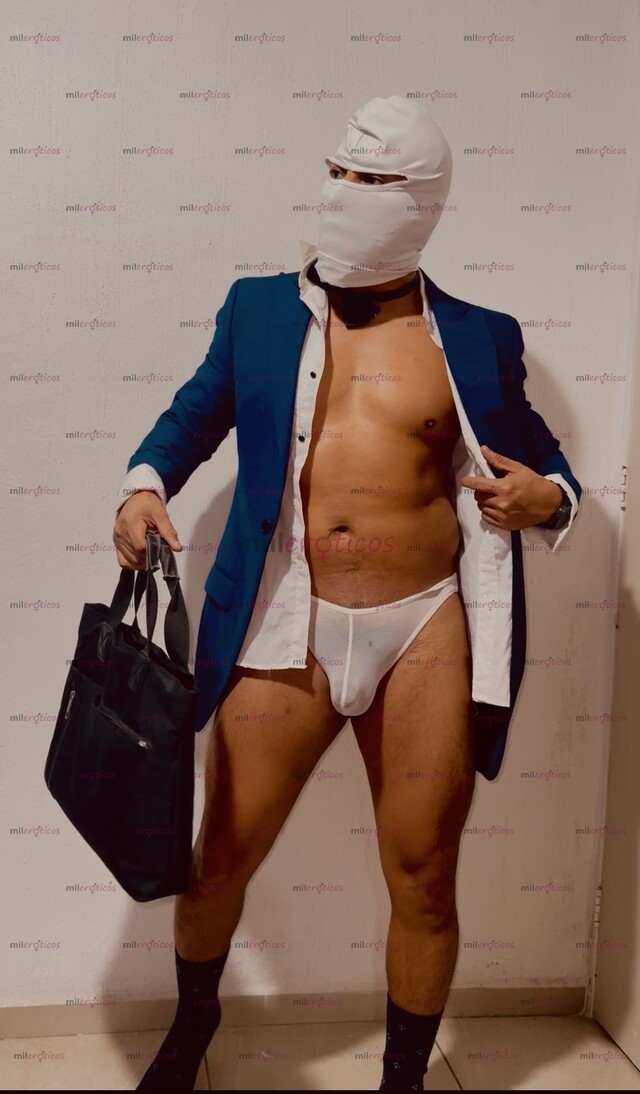 FOTOS DE EJECUTIVO VIP LGBT: VARONIL, MUSCULOSO Y MUY HOT