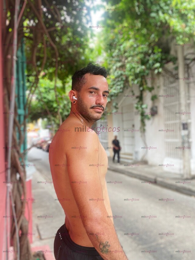 FOTOS DE CHICO LINDO NUEVO EN LA CUIDAD RECIÉN LLEGADO LISTO PARA COMPLACERTE