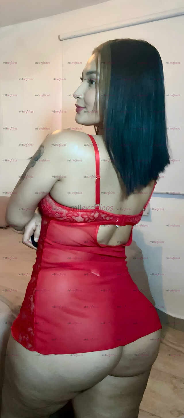 FOTOS DE LINDA EXTRANJERA , RECIÉN LLEGADA Y MUY APRETADITA.................