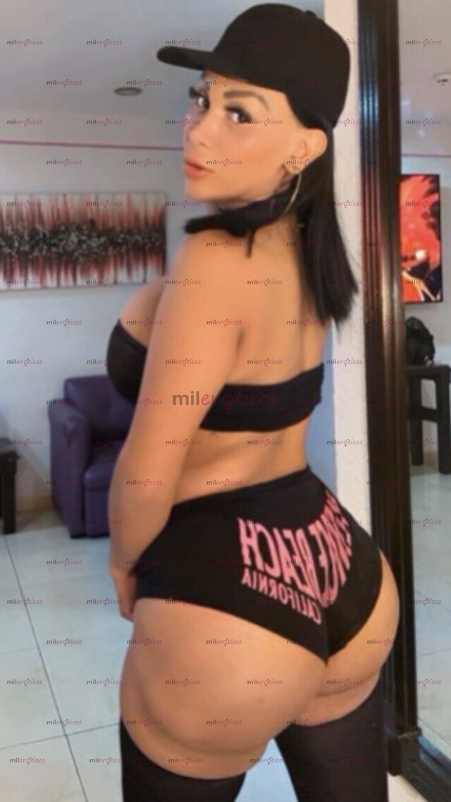 FOTOS DE MADRID CONTRERAS FAMOSA EN REDES SOCIALES TIKTOK Y PORNHUB Y SOPORTA