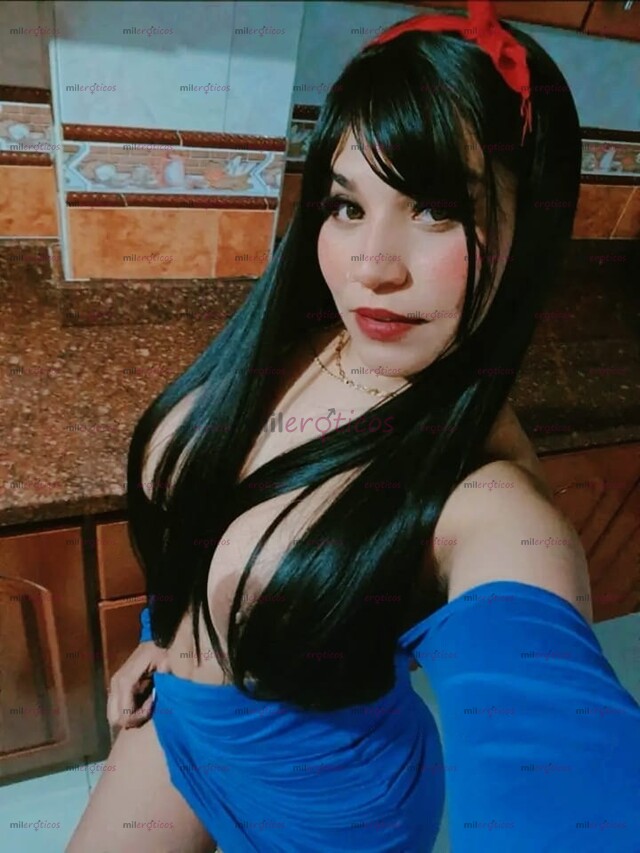 FOTOS DE ELEGANTE Y REFINADA ALTA CON RICAS Y GRANDES TETAS Y CULO, SUPER COMPLACIENTE