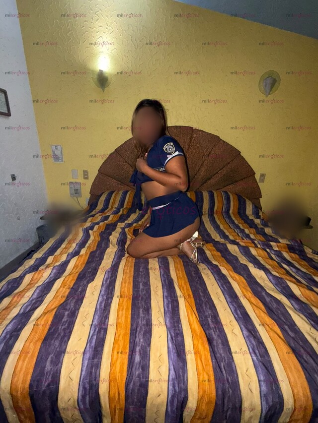 FOTOS DE COSTEÑITA CALIENTE CON CULITO PARADITO Y REDONDITO PECHOS PEQUEÑOS