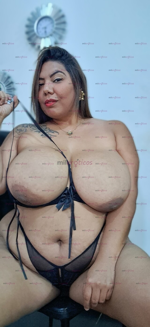 FOTOS DE PEZONES DURITOS Y UNA CHUPADA DE VERGA HASTA AHOGARME CON TU SEMEN!!!!!