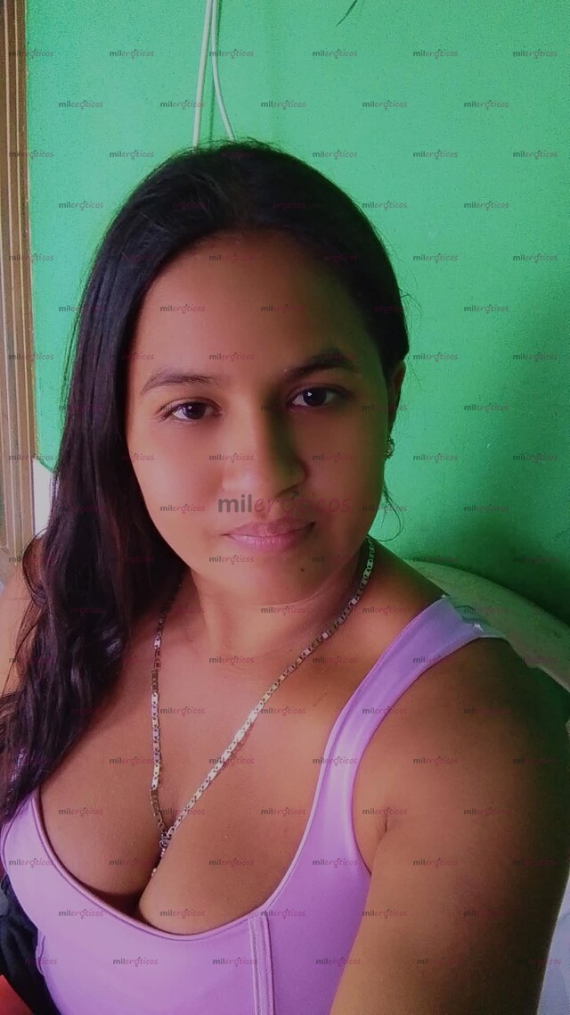 FOTOS DE LLEGÓ TU MORENITA LINDA ACOMPLITER TODOS TUS DESEOS