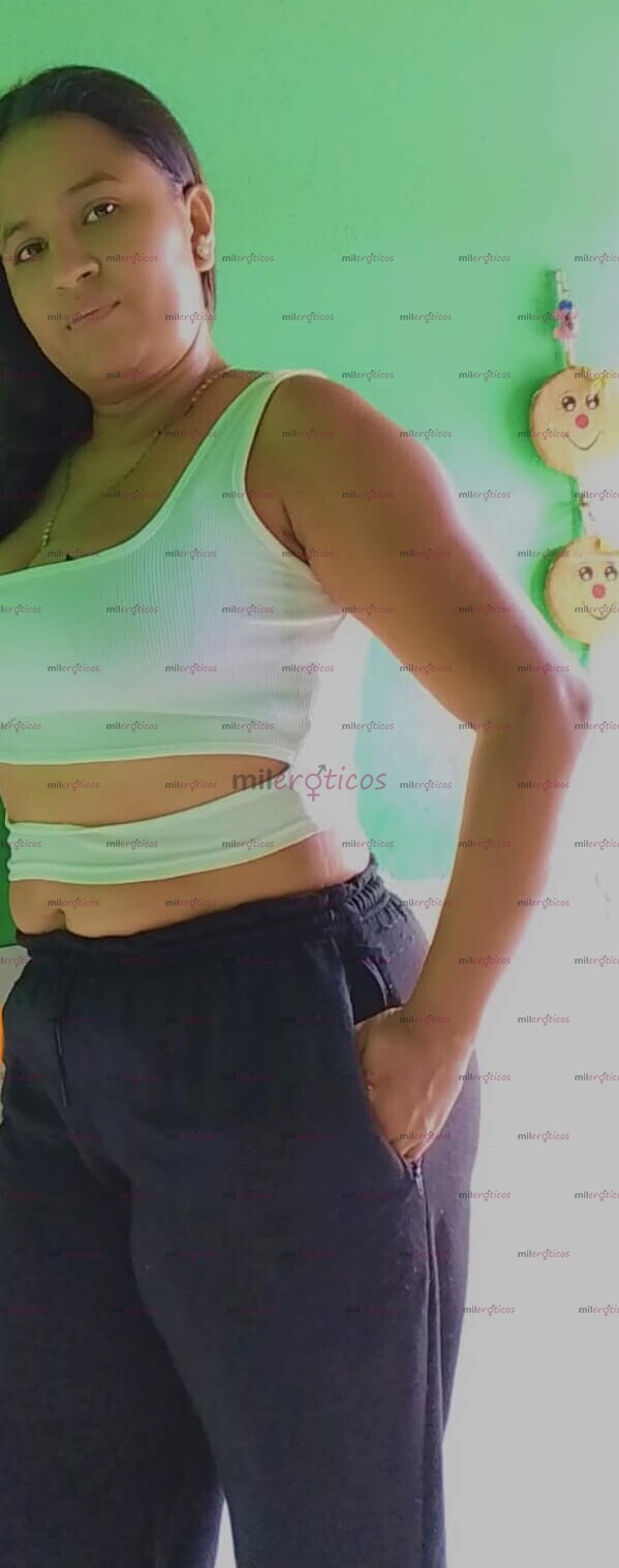 FOTOS DE LLEGÓ TU MORENITA LINDA ACOMPLITER TODOS TUS DESEOS