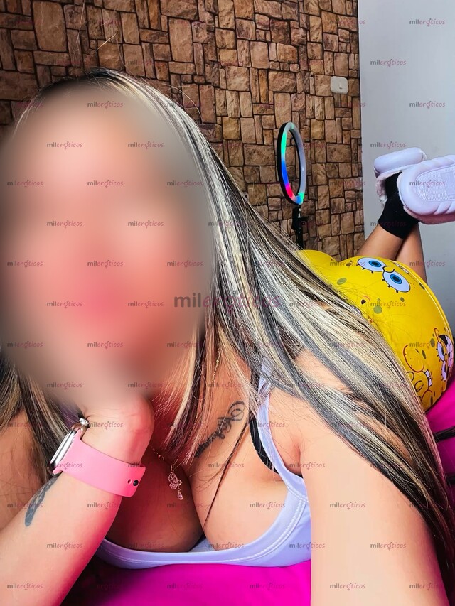 FOTOS DE VENEZOLANA GUAPA SENSUAL Y APASIONADA.VAGINA APRETADITA Y JUGOSA