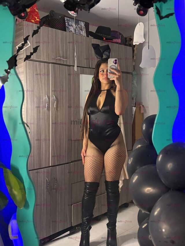 FOTOS DE HII, SOY UNA CONEJITA NUEVA EN LA PAGINA ME HABLAS Y NOS CONOCEMOS?