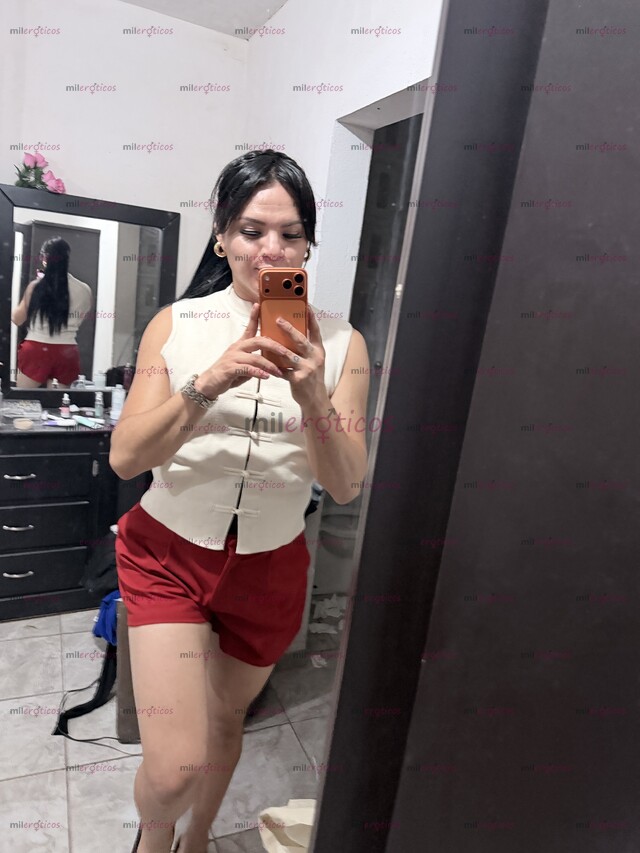 FOTOS DE ESTILISTA CON LUGAR PODEMOS INTERACTUAR DELICIOSAMENTE LINDA TRANNY