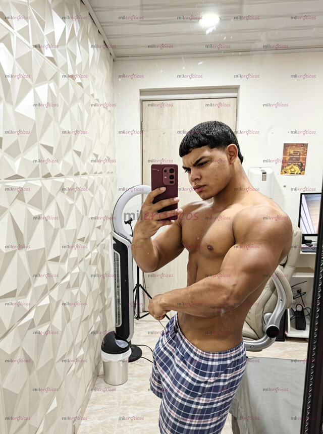 FOTOS DE DISPONIBLE HOY, UNA EXPERIENCIA INOLVIDABLE, CHICO FITNNES !