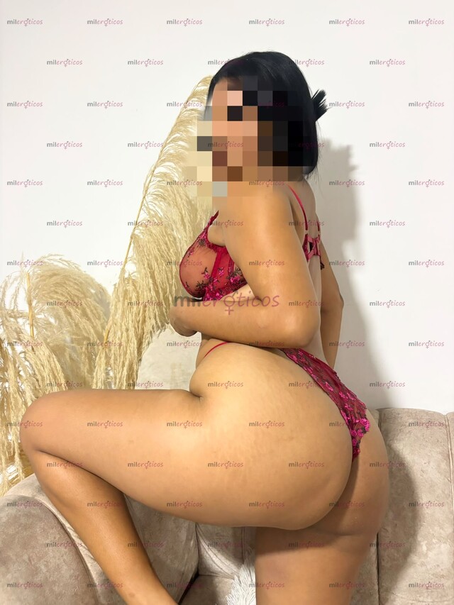 FOTOS DE LLENITA DE AMOR Y PASION , MUJER CON EL TOTO CARNUDO Y GORDITO UN TREMENDO CULON