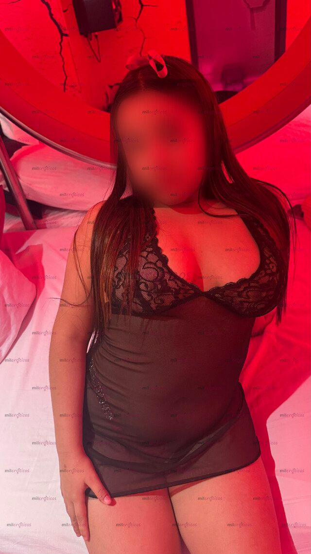 FOTOS DE LORENITA DELICIOSA BAJITA Y TETONA PARA TI PARA DARTE MORBO