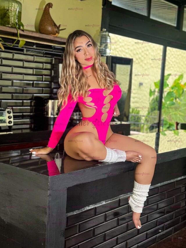 FOTOS DE 23 AÑOS! RICAS TETAS NATURALES!! HERMOSA COLOMBIANA REAL 100% GARANTIZADO