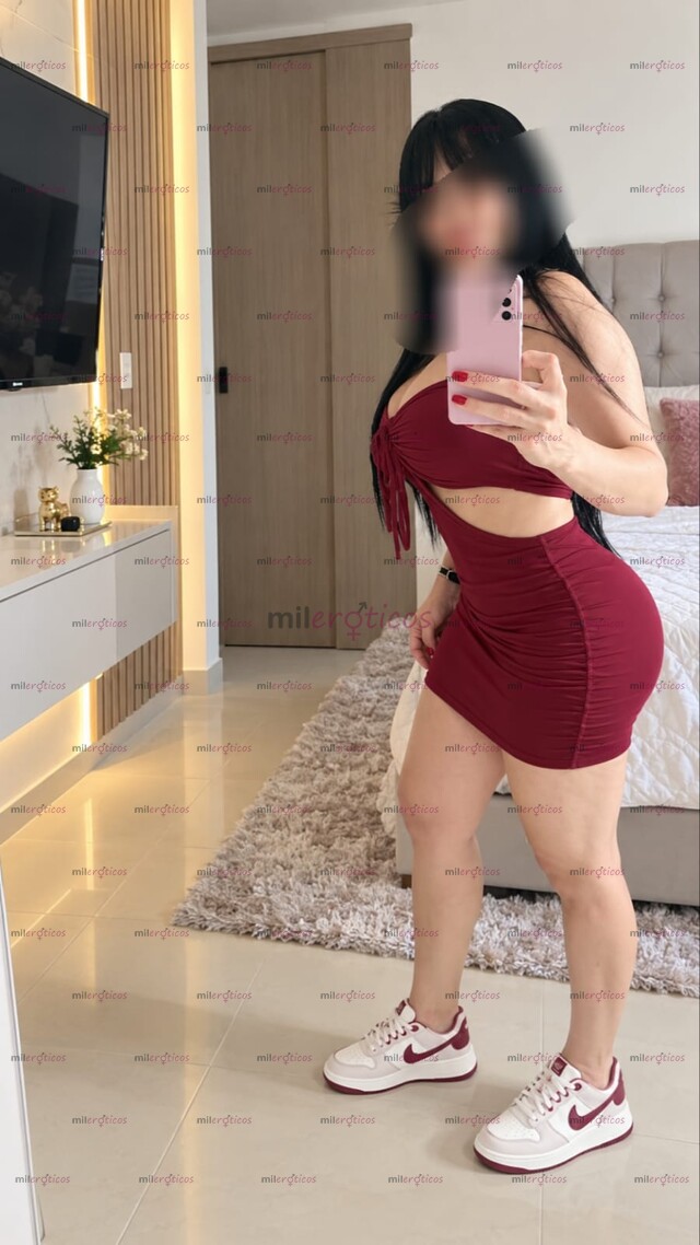 FOTOS DE SOY TIFFANY. DIFÍCIL DE OLVIDAR, IMPOSIBLE DE RESISTIR.