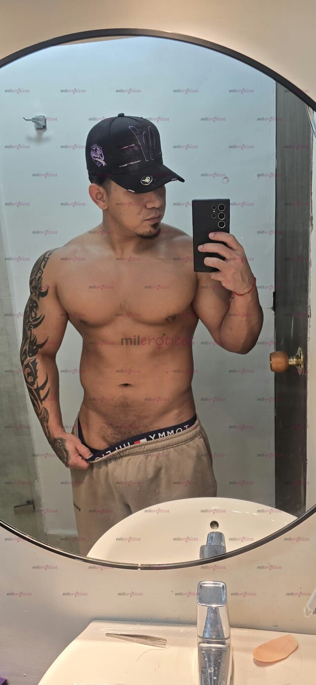 FOTOS DE MASAJISTA PROFESIONAL CON EXPERIENCIA DISPONIBLE SOLO HOY LUNES