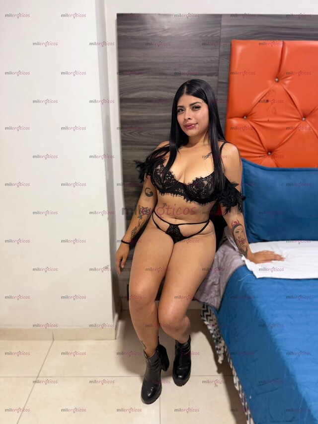 FOTOS DE NATALIA: UNA BOGOTANA DE CURVAS HERMOSAS Y MOVIMIENTOS PÉLVICOS QUE ENVICIAN