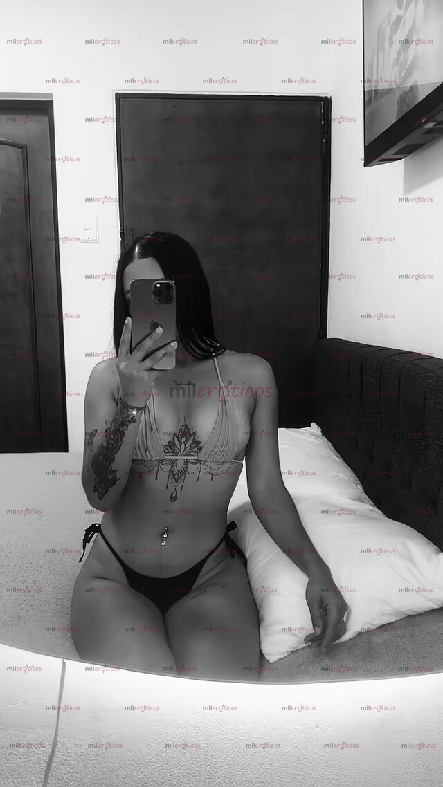 FOTOS DE DULCE EXÓTICA PELINEGRA VENEZOLANA RICA