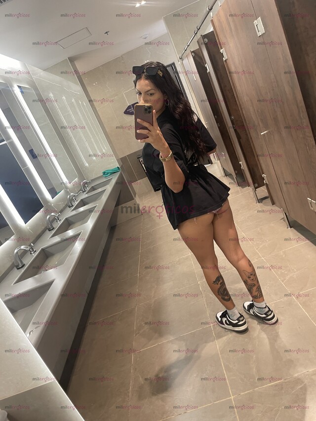 FOTOS DE CHICA TRANSEXUAL EXPERTA EN HOMBRES INSACIABLES, DECIDIDA A ABRIR TUS MÁS INTIMO