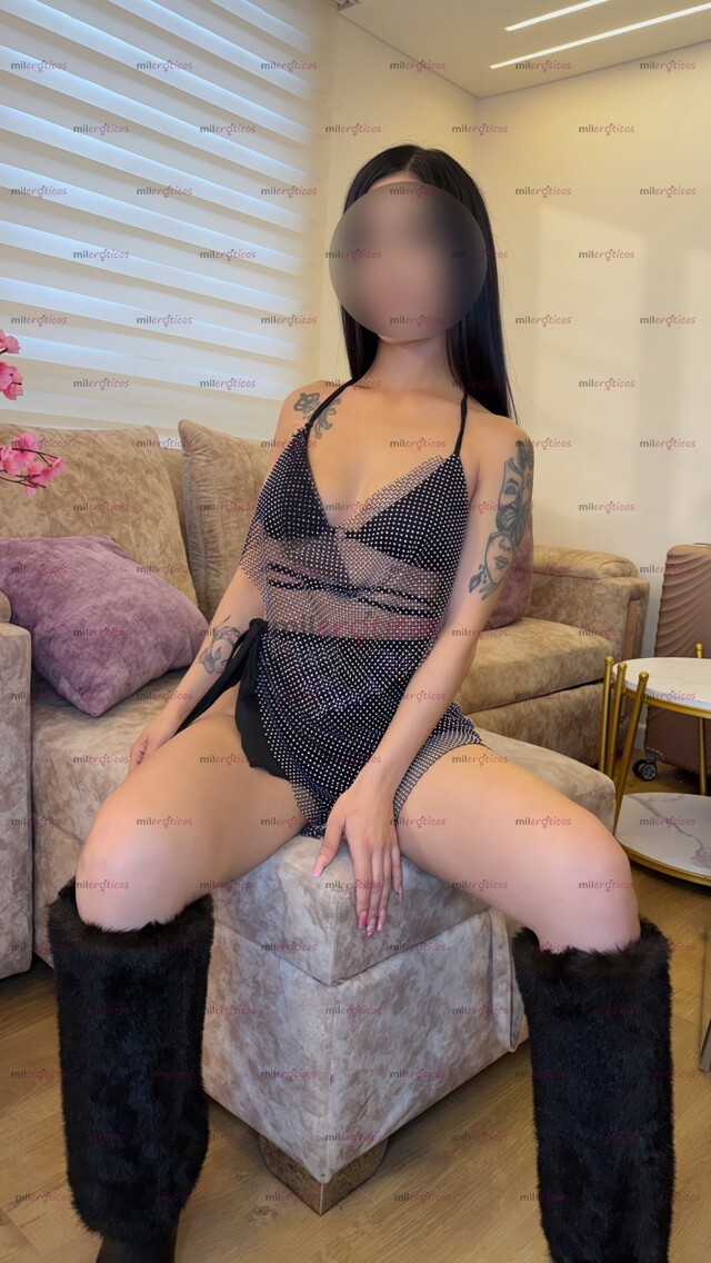 FOTOS DE ISA NIÑA DE HERMOSO ROSTRO FLACA NATURAL Y UNA VAGINA ROSADITA Y APRETADITA