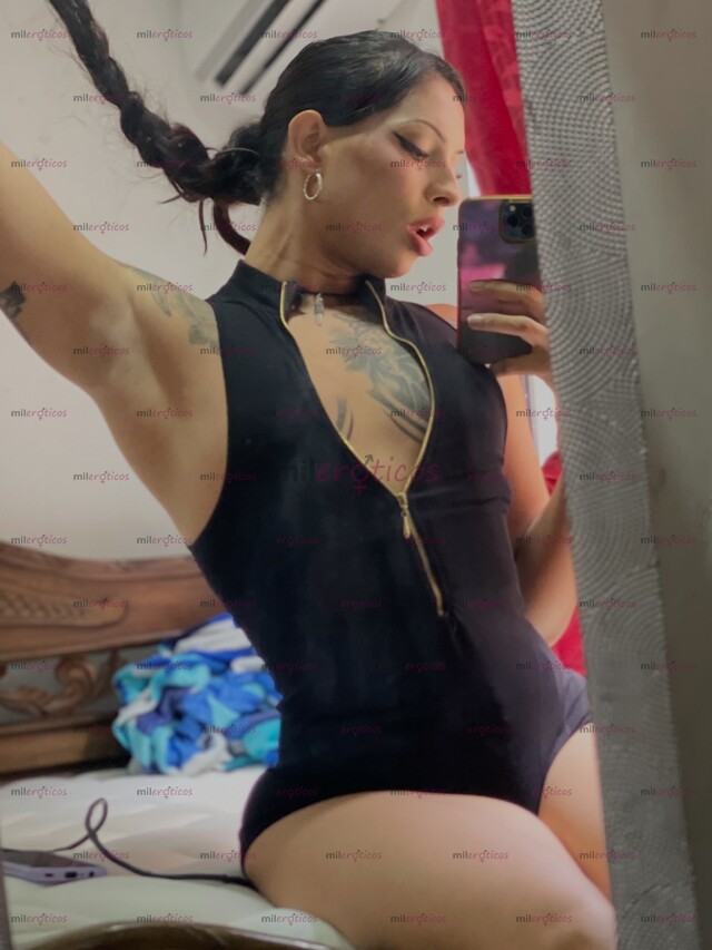 FOTOS DE CHICA TRANSEXUAL EXPERTA EN HOMBRES INSACIABLES, DECIDIDA A ABRIR TUS MÁS INTIMO