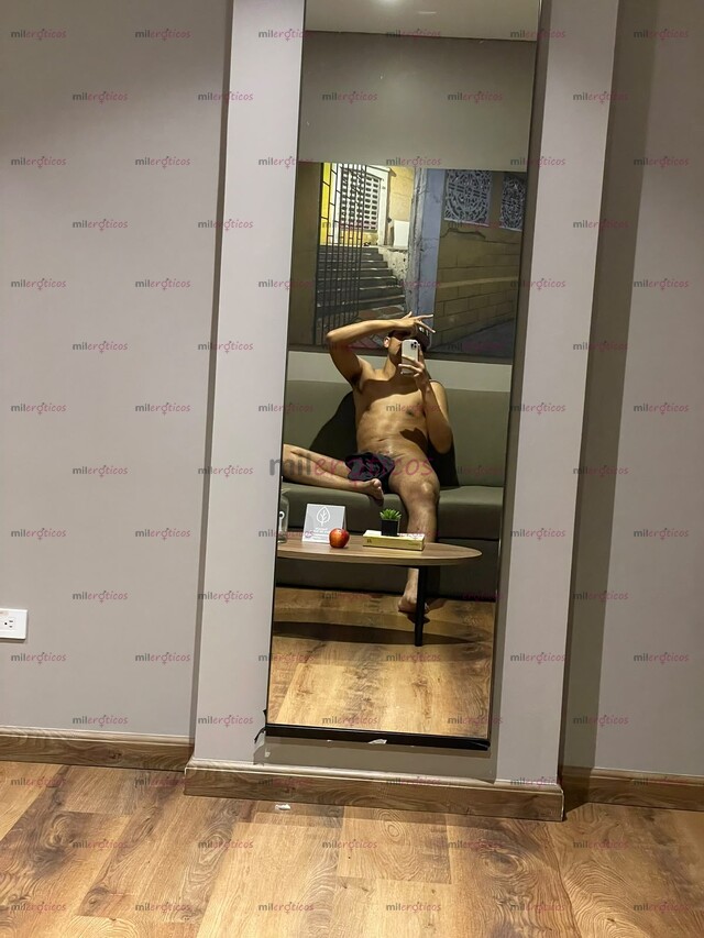 FOTOS DE 1.86 21CM. MAN DISPO ESTUDIANTE SERIO, DISCRETO A DOMICILIO