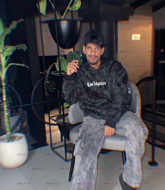 FOTOS DE SOY UN CHICO VERSÁTIL ME ADAPTO A LA OTRA PERSONA , LA IDEA ES PASARLA RICO
