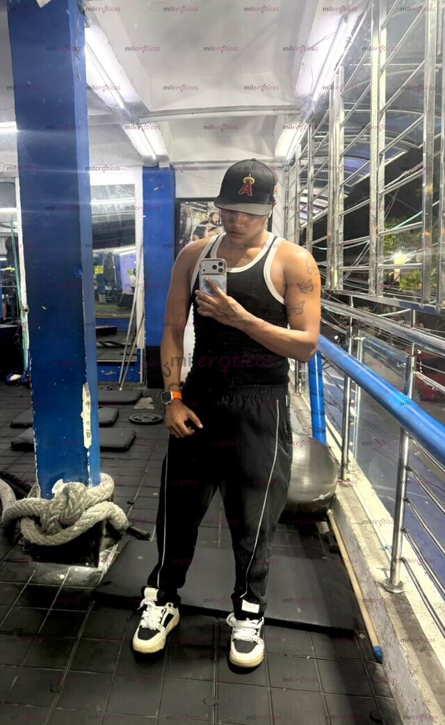 FOTOS DE DAVID JOVEN MORENO HOT DISPUESTO A COMPLACERTE