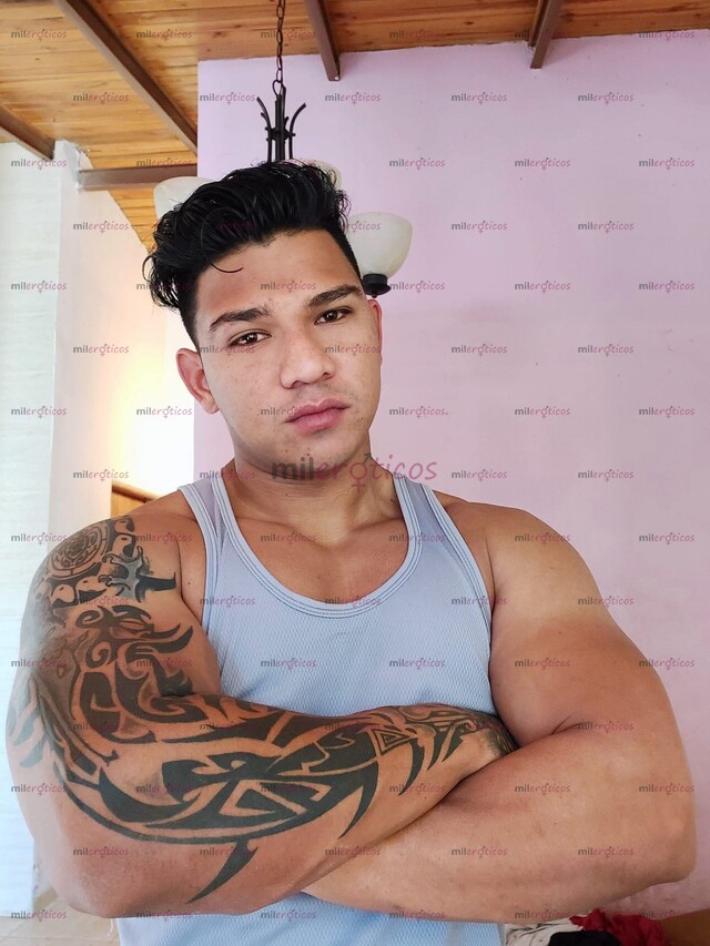 FOTOS DE MACHO ACTIVO DOMINANTE CON APTO EN LAURELES