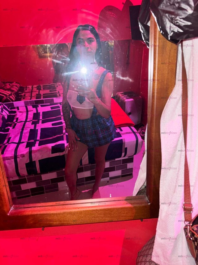 FOTOS DE FLACA RICA MAMADA ESPECTACULAR BIEN MOJADITA Y ESTRECHITA