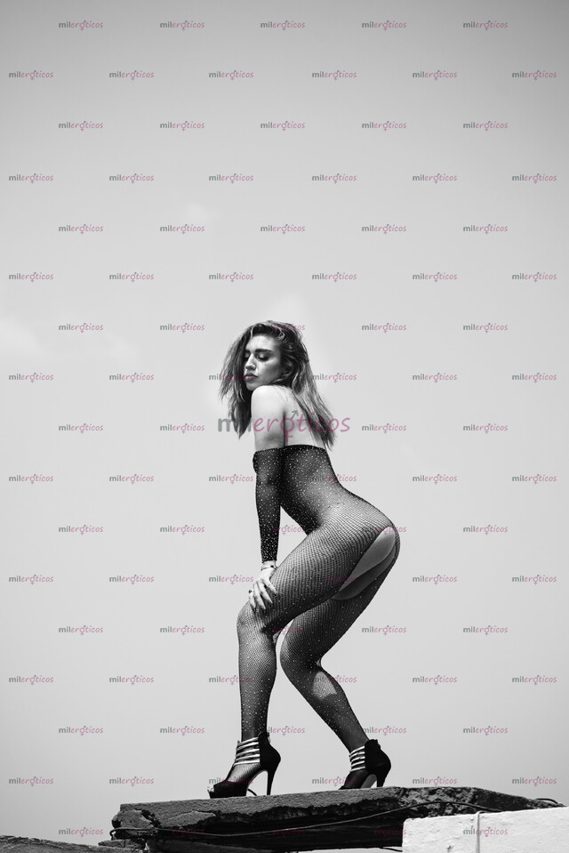 FOTOS DE ROXANNA MASAJISTA VIP PROFESIONAL LINDA Y EDUCADA