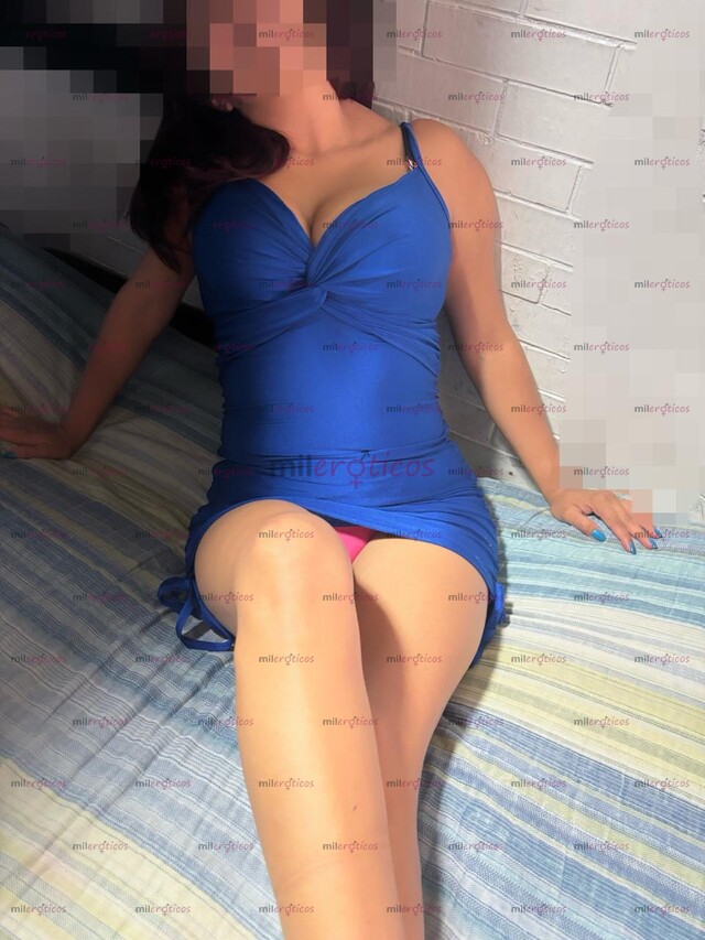 FOTOS DE DEJAME DAR UNOS SENTONES RICOS MIENTRAS TÚ AGARRAS MIS TETAS RICAS