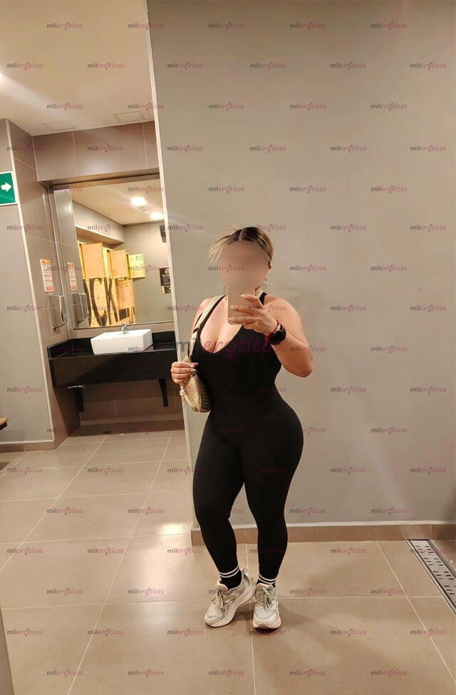 FOTOS DE RUBIA DE 22 AÑITOS MAMADA A LO ACTRIZ PORNO!VEN PARÁ SACARTE LA LECHE PAPASITO