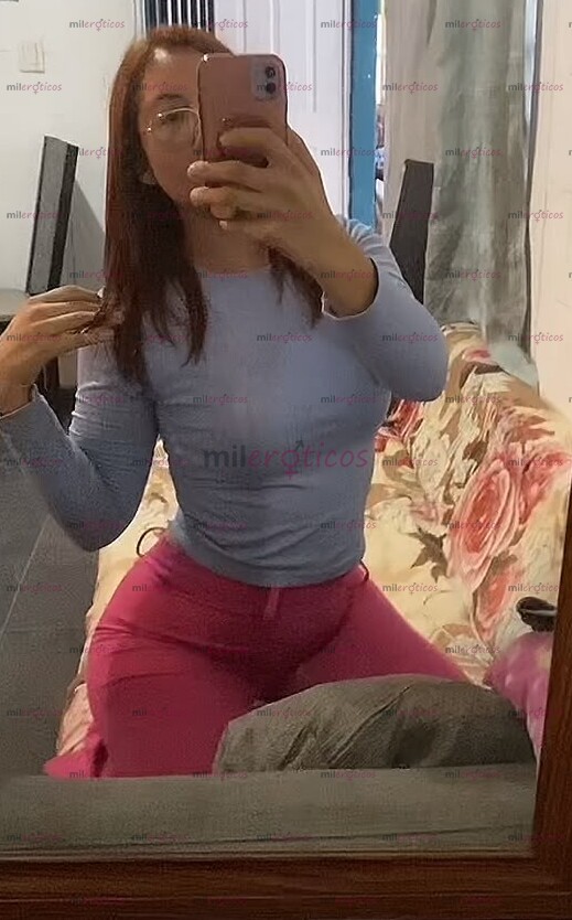 FOTOS DE CHICA DELGADITA, INDEPENDIENTE Y COMPLACIENTE